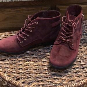 Call it spring booties (maroon)